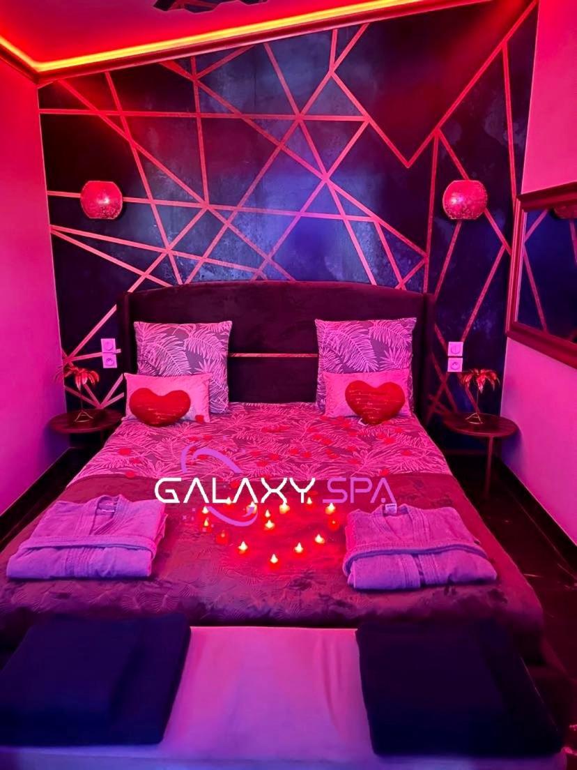 Galaxy Spa - Suite Jupiter Jacuzzi Privatif Champigneulles Ngoại thất bức ảnh